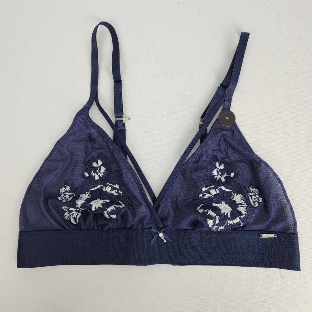 2 for 1 item La Vie en Rose Navy Embroidered Flower Bralette Size M